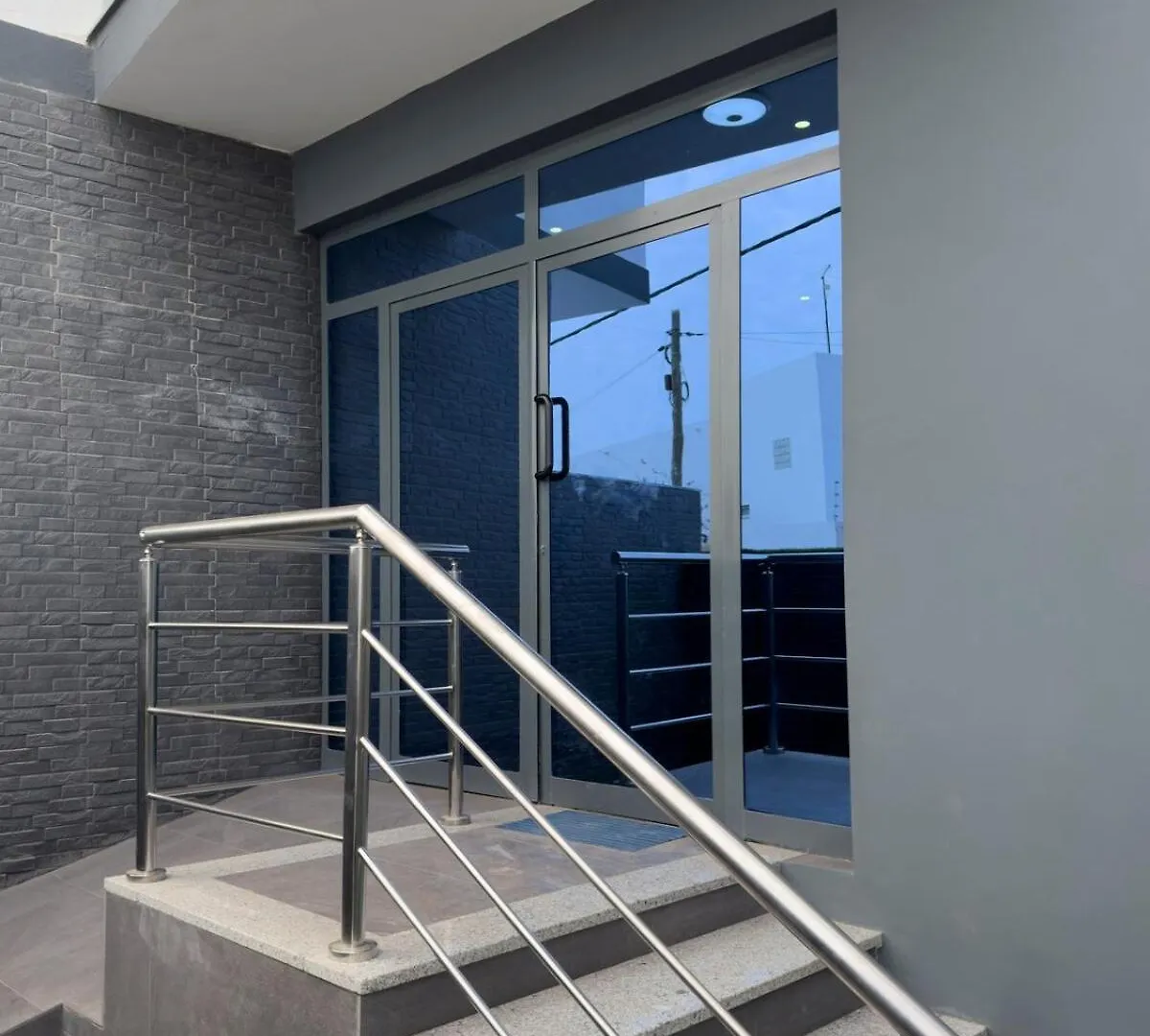 3-Bdr Apt With Gorgeous Seaview - Lcgr Praia 0*,  Cabo Verde